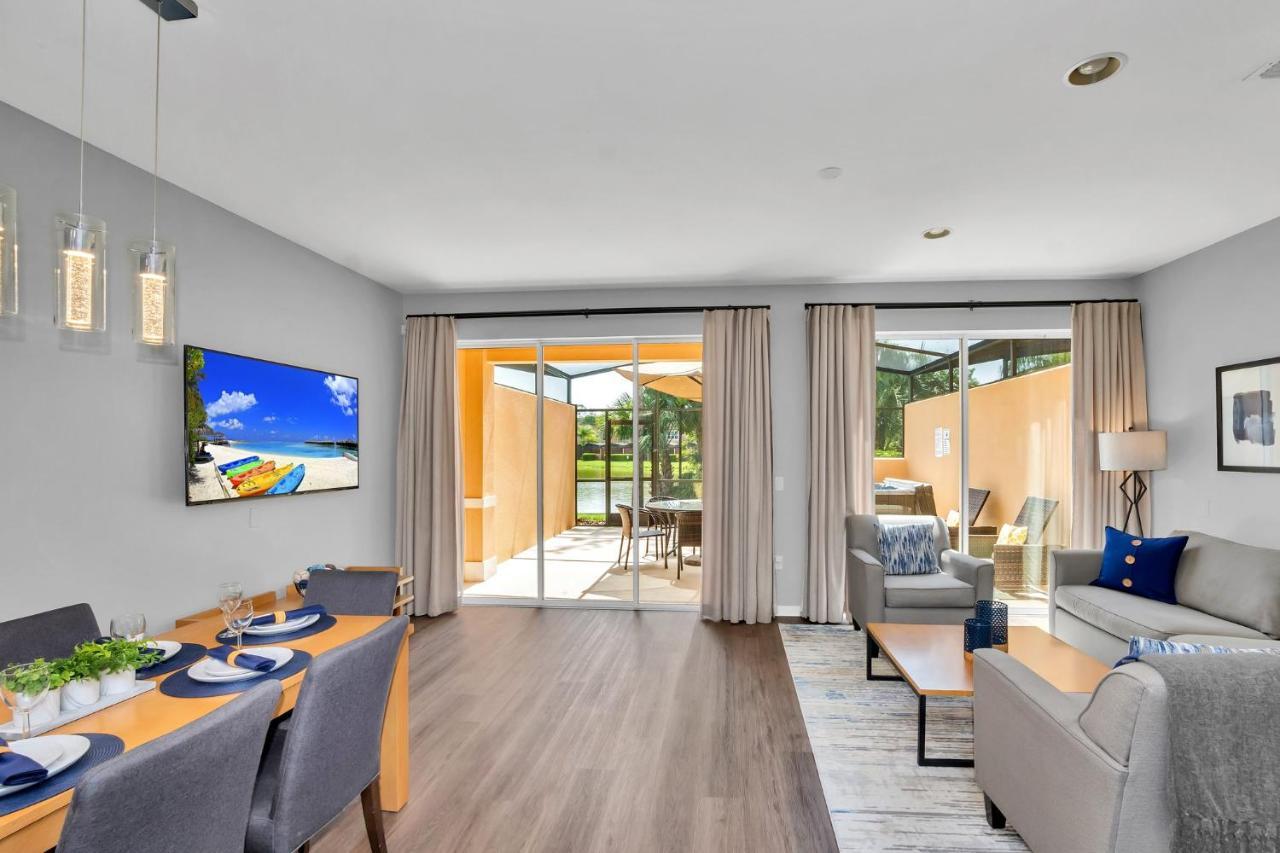 Upscale 2Br Lakefront Townhome - Private Hot Tub! Orlando Exterior foto