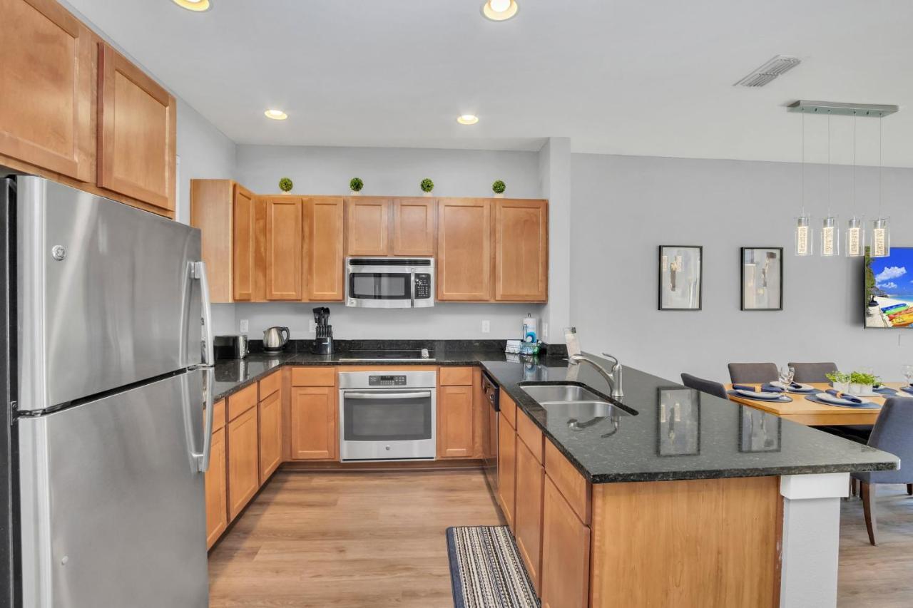 Upscale 2Br Lakefront Townhome - Private Hot Tub! Orlando Exterior foto