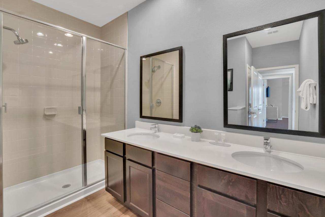 Upscale 2Br Lakefront Townhome - Private Hot Tub! Orlando Exterior foto